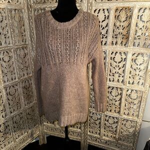 Aerie Sweater size Medium